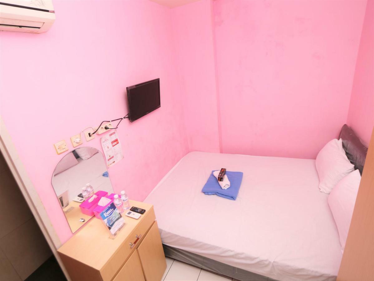카마르 켈루아르가 망가 베사르 샤리아 호텔 자카르타 외부 사진